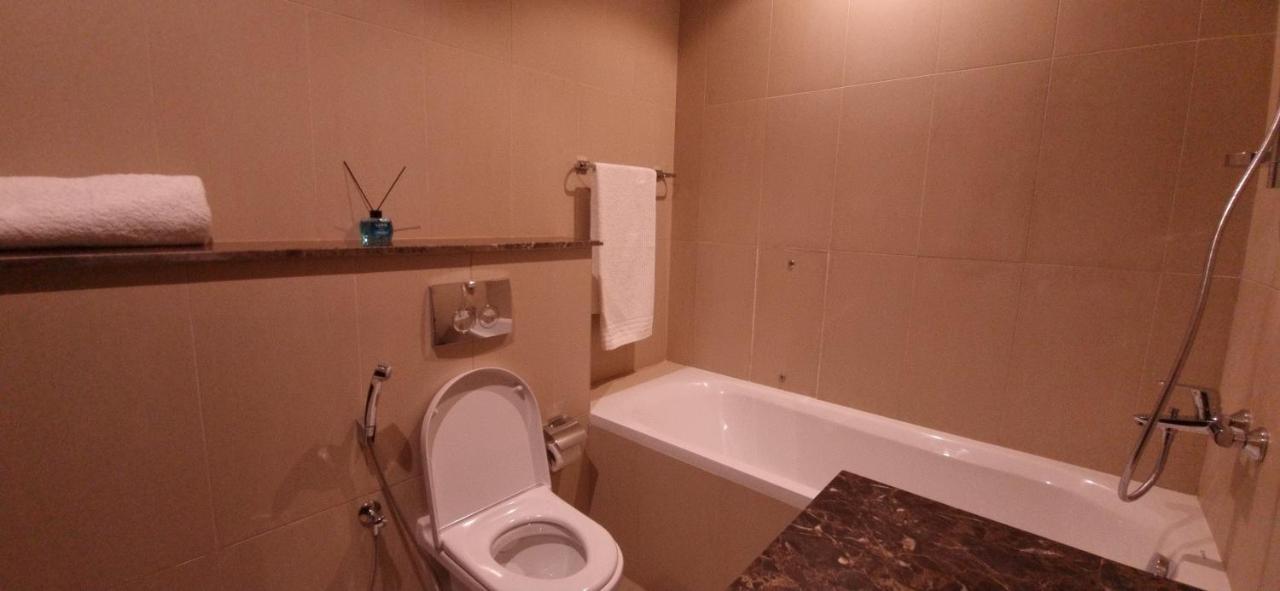 One 2Bhk Elegant Apartment In Muscat Bay 03 Exterior photo