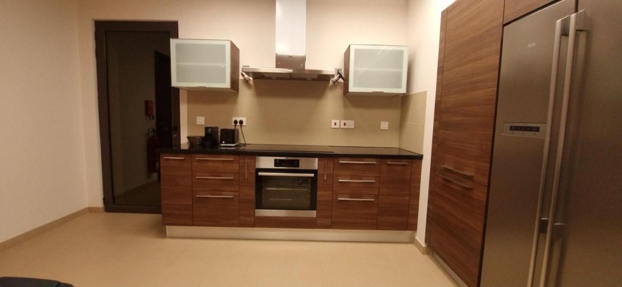 One 2Bhk Elegant Apartment In Muscat Bay 03 Exterior photo